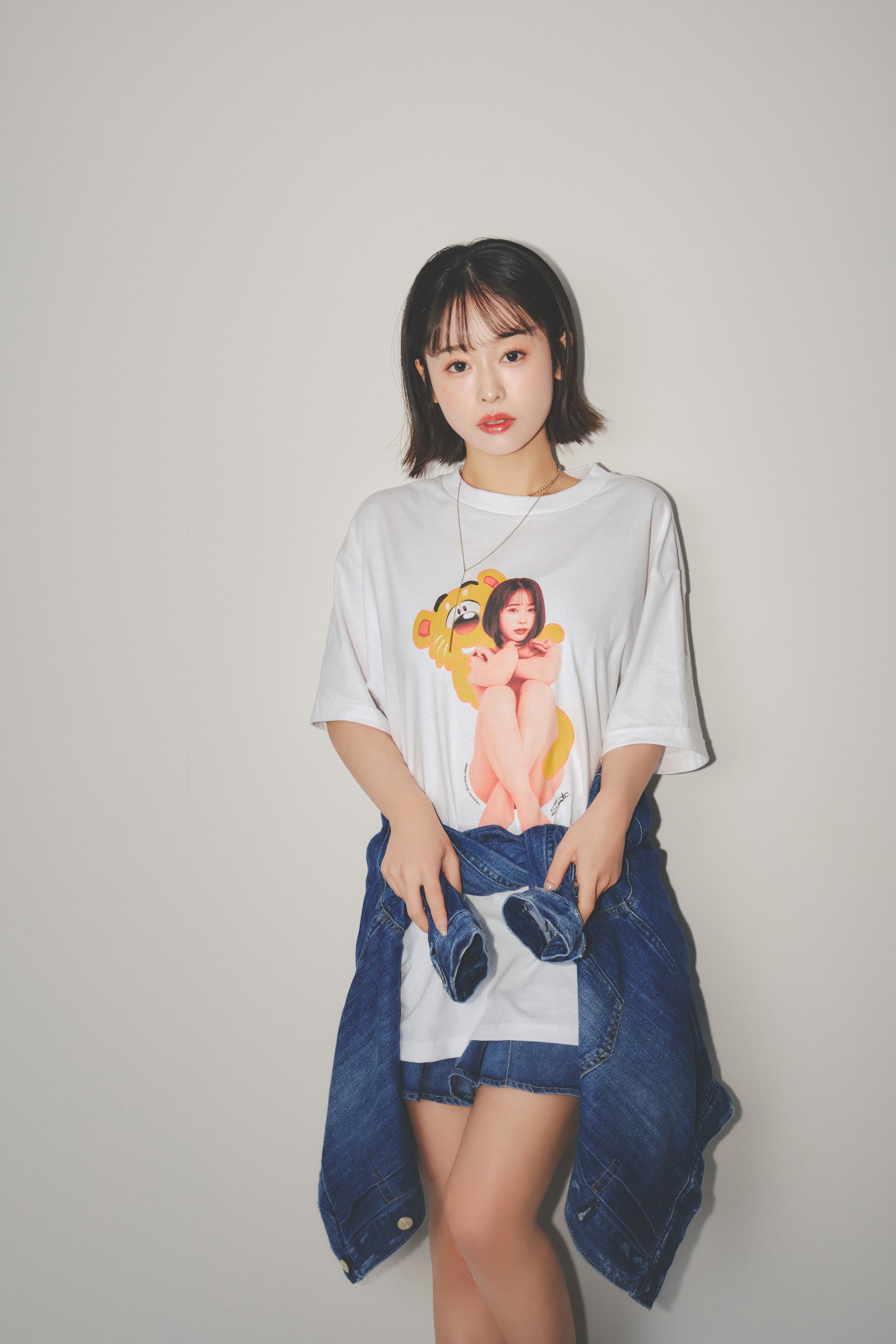 60%OFF】【MINAMO】 SANTAGIRLS TEE WHITE | fempass beV